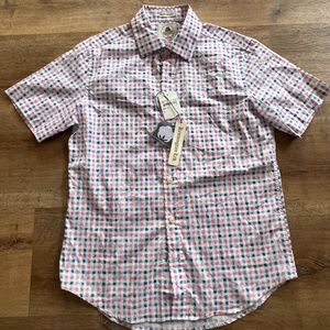 Brand new shirt. It's made by Kennington